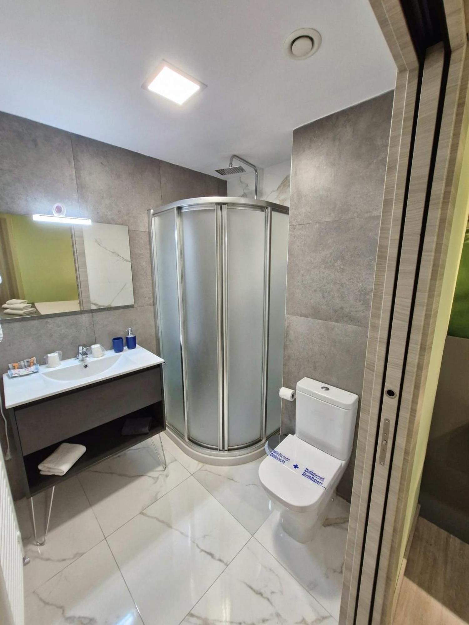 Feeling Home - Suites&Rooms Leon Exterior photo